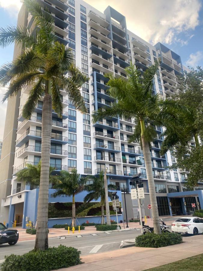 Downtown Doral, Florida. New Condo Style Resort. Exteriör bild